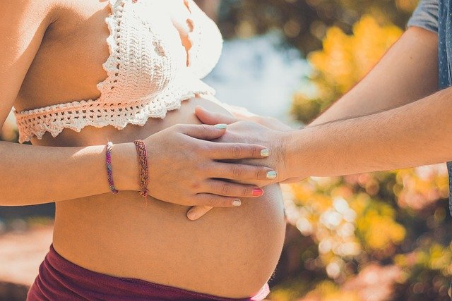 Comprendre l’implantation ectopique : causes et traitements en 2025