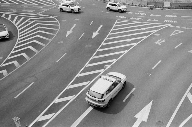 Technologies V2V : améliorer la sécurité routière efficacement