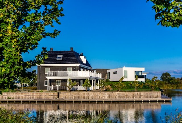 Investir dans l&rsquo;immobilier en zone tendue : les avantages et les risques à prendre en compte