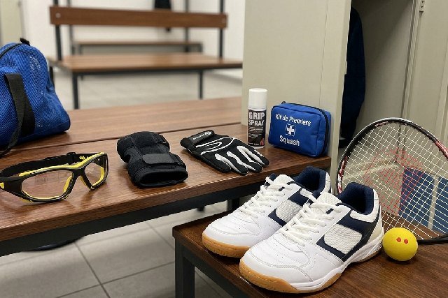 Équipements essentiels pour jouer au squash en toute sécurité