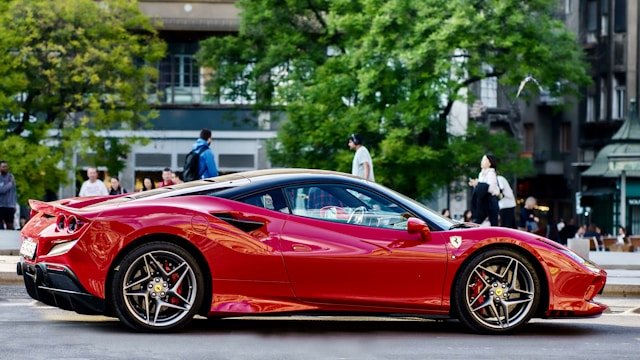 Financer un véhicule de luxe : tout ce qu’il faut savoir sur le crédit auto